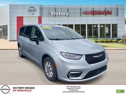 Used 2024 Chrysler Pacifica Touring-L