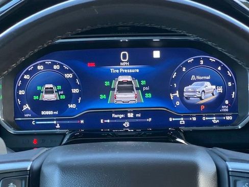 Certified 2022 Chevrolet Silverado 1500 LTZ image 29