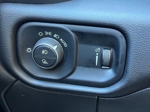 Used 2024 RAM 2500 Big Horn w/ Bed Utility Group image 20