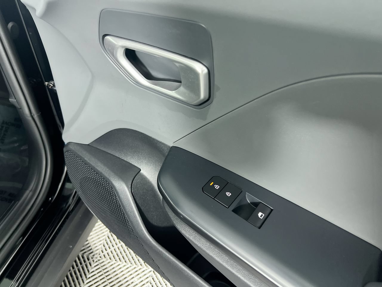 New 2026 Kia K4 FWD image 27