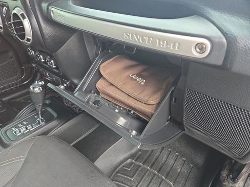 Used 2017 Jeep Wrangler Unlimited Sahara w/ Max Tow Package image 49