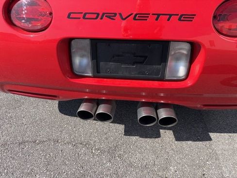 Used 2000 Chevrolet Corvette Coupe w/ Roof Pkg image 20