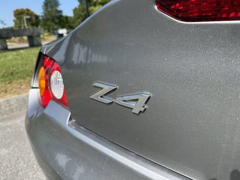 Used 2004 BMW Z4 2.5i RWD image 15