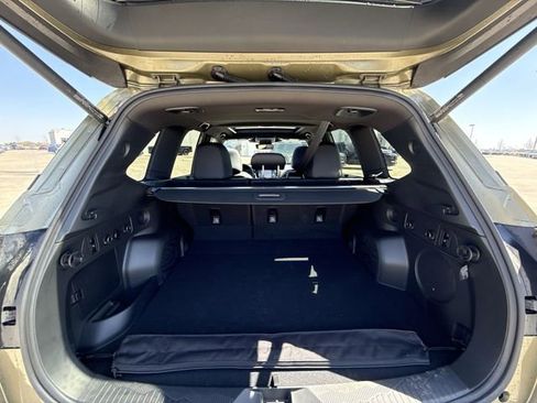 Used 2025 Subaru Forester Limited image 24