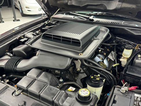 Used 2003 Ford Mustang Mach 1 RWD image 38