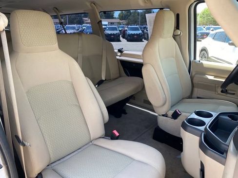 Used 2013 Ford E-350 and Econoline 350 XLT RWD image 9