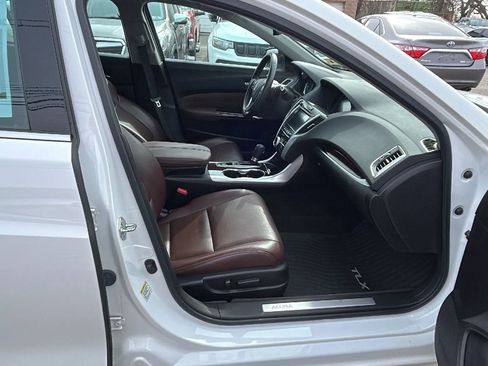 Used 2015 Acura TLX w/ Technology Package image 14