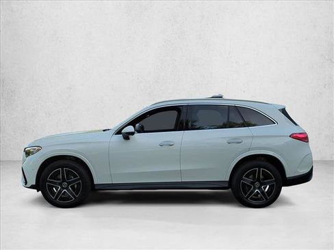 Used 2026 Mercedes-Benz GLC 300 image 5