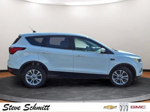 Used 2019 Ford Escape SE FWD image 24