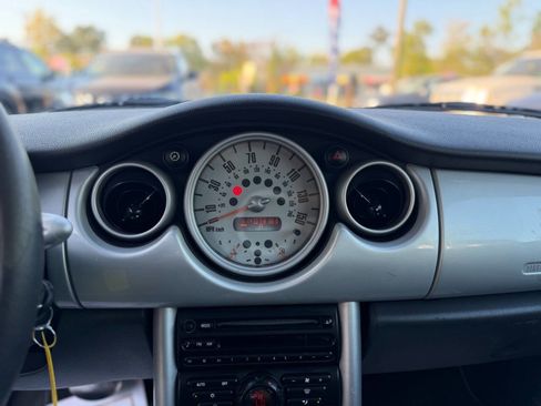 Used 2002 MINI Cooper Hardtop image 12