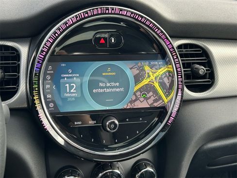 Used 2024 MINI Cooper 2-Door Hardtop image 23