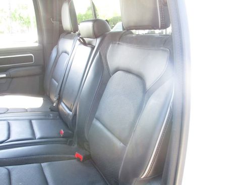 Used 2023 RAM 1500 Laramie AWD/4WD image 23