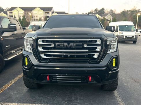Used 2019 GMC Sierra 1500 AT4 w/ Off Road Performance Package image 3