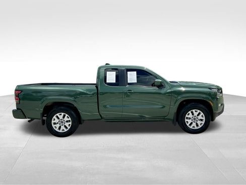 Used 2024 Nissan Frontier SV w/ SV Convenience Package RWD image 5