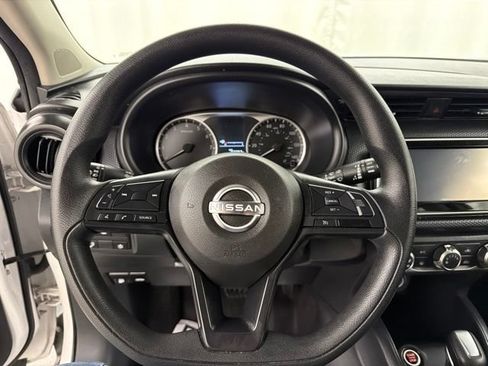 Used 2024 Nissan Kicks S FWD image 10