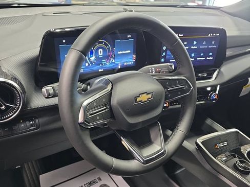 New 2027 Chevrolet Equinox LT w/ Convenience Package II AWD/4WD image 17