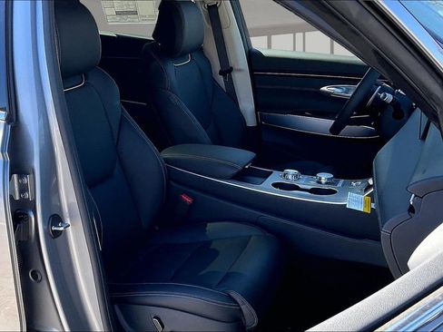 New 2026 Genesis GV70 2.5T Select image 10