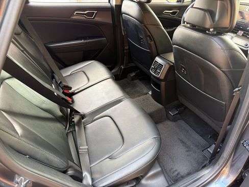 Used 2023 Kia Sportage SX FWD image 32