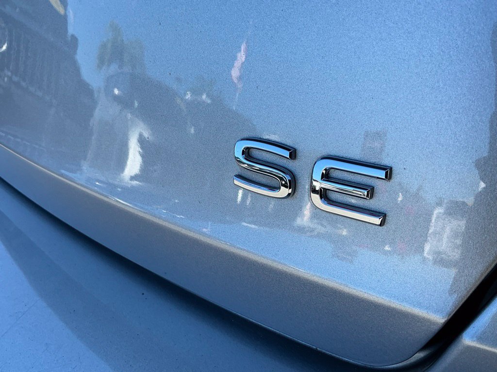 Used 2022 Volkswagen Jetta SE FWD image 17