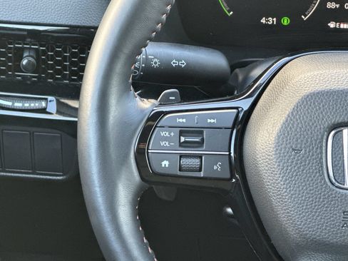 Used 2025 Honda CR-V Sport Touring image 20