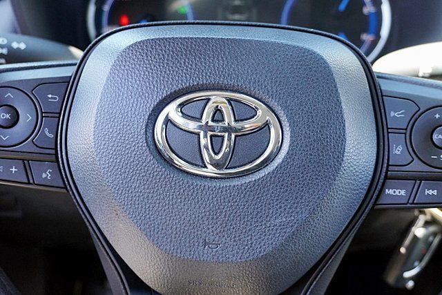 Used 2024 Toyota RAV4 LE AWD/4WD image 46