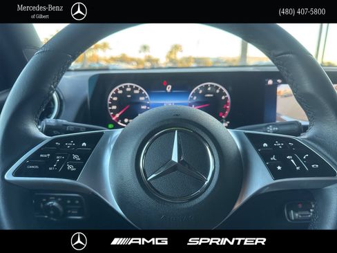 Certified 2025 Mercedes-Benz GLB 250 image 22