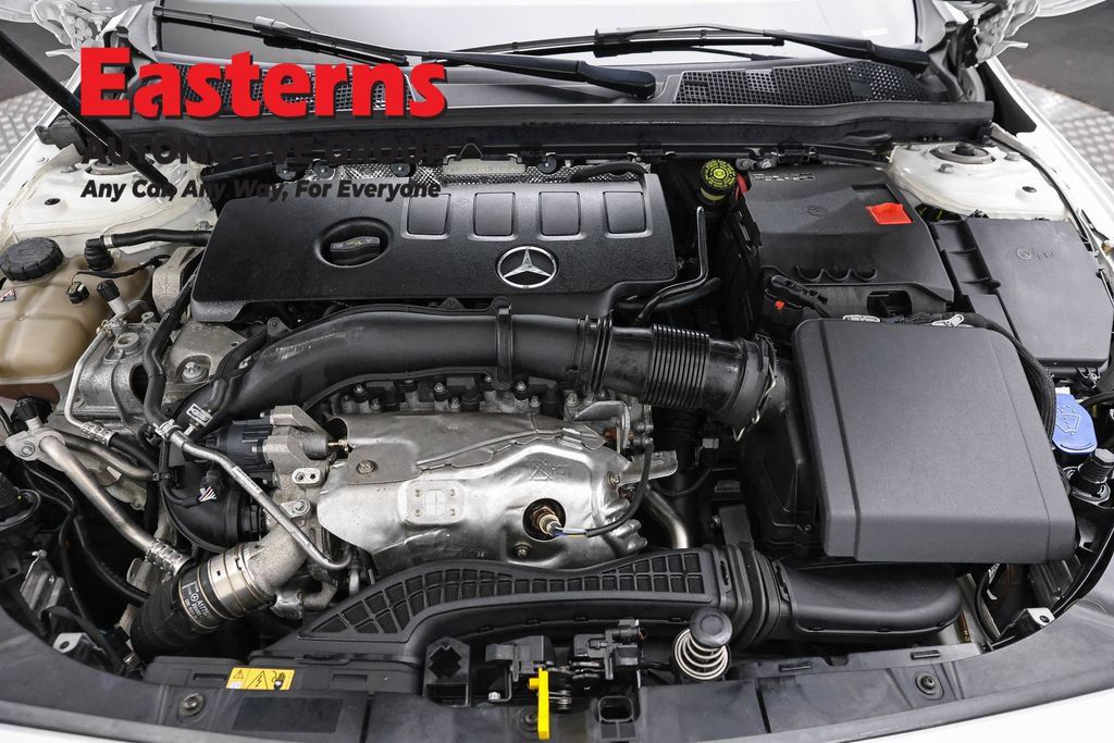 Used 2023 Mercedes-Benz CLA 250 4MATIC w/ Premium Package image 7