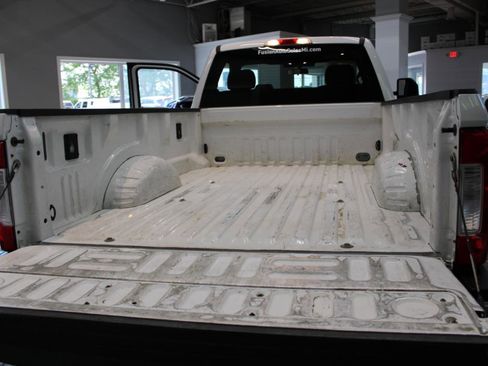 Used 2018 Ford F350 XL AWD/4WD image 11