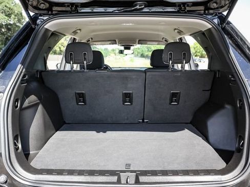 Used 2020 Chevrolet Equinox LS image 30