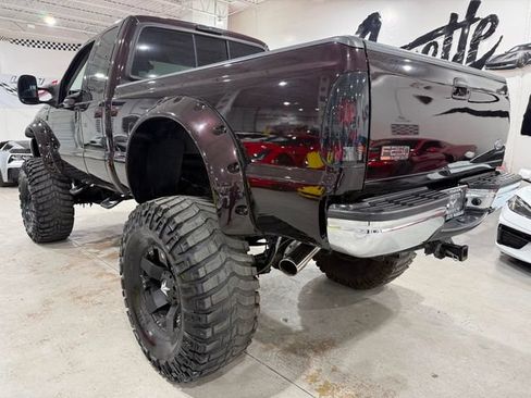 Used 2001 Ford F250 XL AWD/4WD image 3