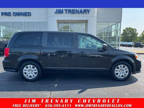Used 2019 Dodge Grand Caravan SE w/ UConnect Hands-Free Group FWD image 1