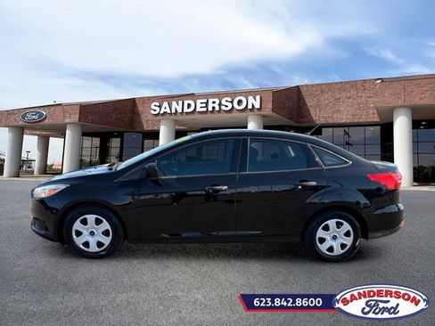 Certified 2017 Ford Focus S FWD image 6