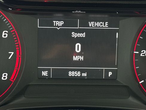 Used 2024 Chevrolet Trax RS w/ Driver Confidence Package FWD image 23