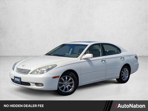 Used 2004 Lexus ES 330 FWD image 1