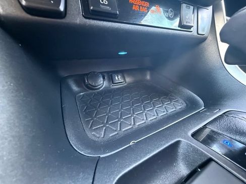 Used 2019 Toyota RAV4 XSE AWD/4WD image 28