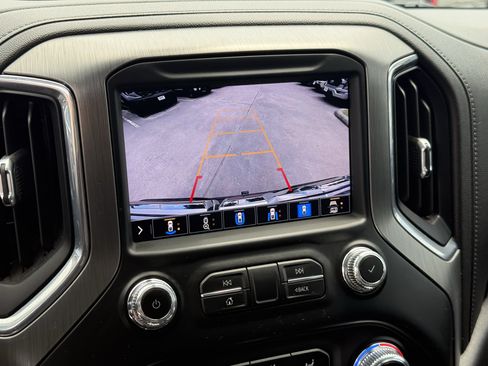 Used 2021 GMC Sierra 1500 Denali w/ Denali Ultimate Package AWD/4WD image 21