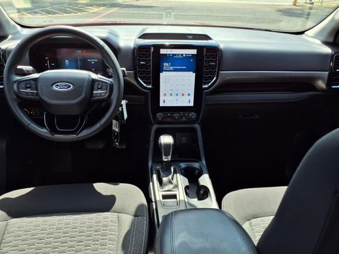 Used 2025 Ford Ranger XLT RWD image 12