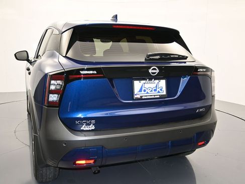 Certified 2025 Nissan Kicks S image 22