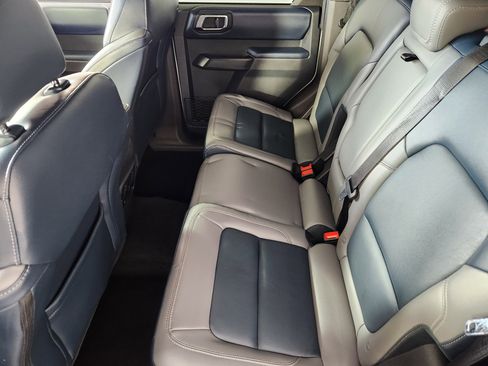 Certified 2024 Ford Bronco Outer Banks image 14