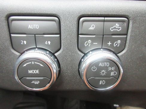 New 2026 GMC Sierra 1500 SLT w/ SLT Premium Plus Package image 19