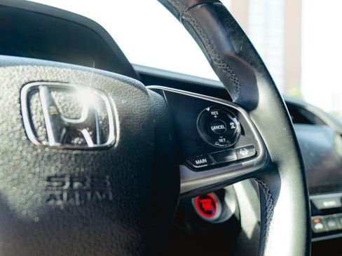 Used 2019 Honda Civic Sport image 23