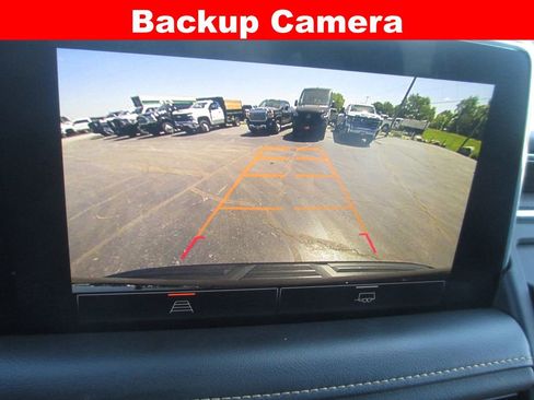 Used 2022 GMC Yukon AT4 AWD/4WD image 19