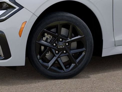 New 2026 Kia K5 LXS image 9