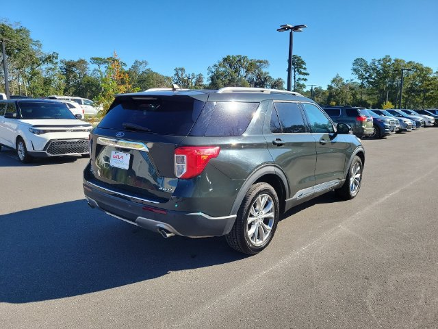 Used 2023 Ford Explorer Limited w/ Equipment Group 301A AWD/4WD image 2