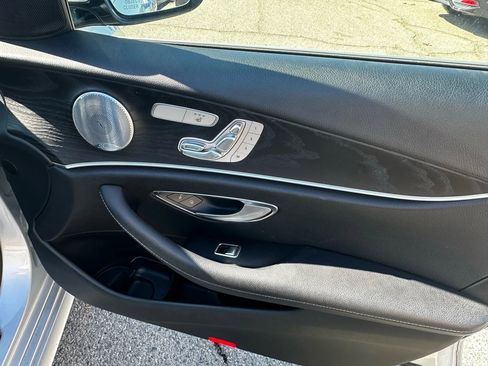 Used 2019 Mercedes-Benz E 300 image 22