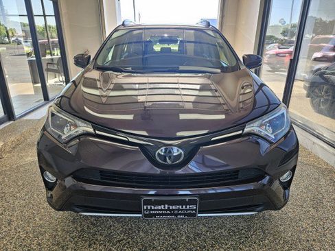Used 2018 Toyota RAV4 XLE AWD/4WD image 6