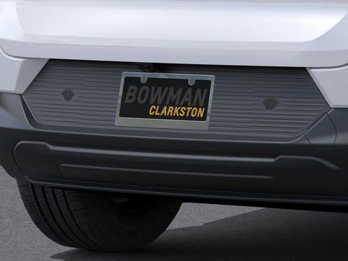 New 2026 Chevrolet Equinox EV LT image 14