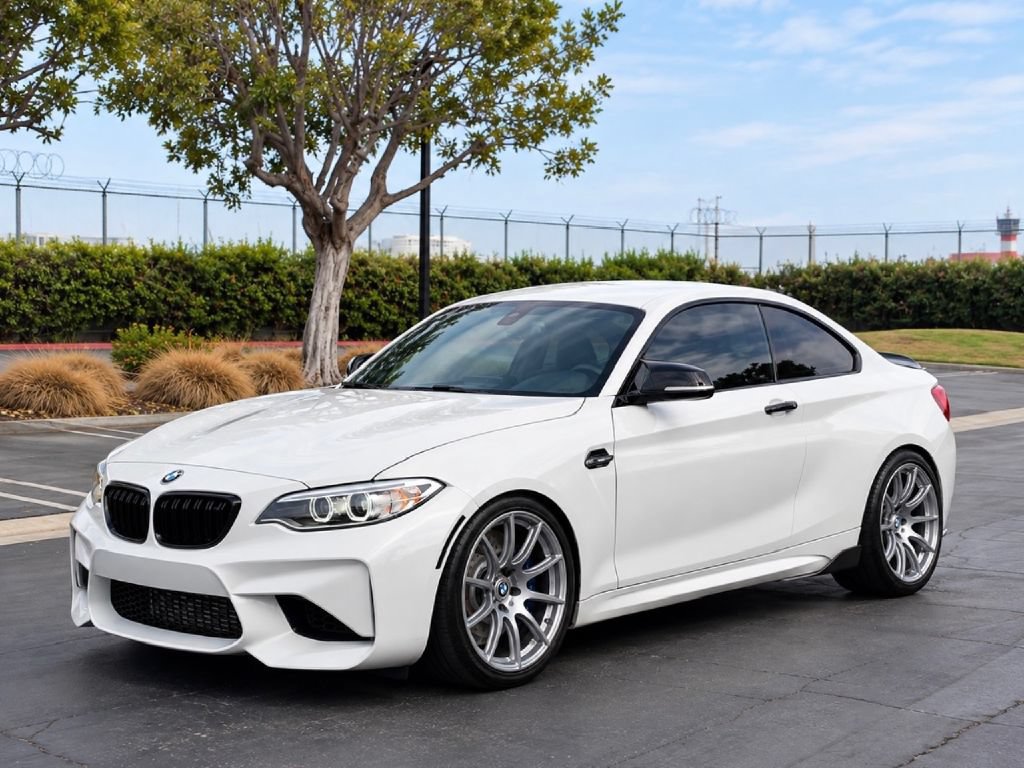 Used 2016 BMW M2 RWD image 1