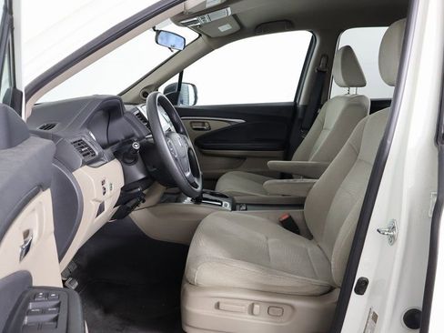Used 2016 Honda Pilot EX image 8