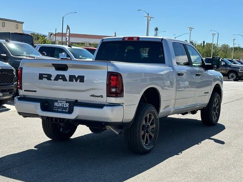 New 2026 RAM 2500 Big Horn AWD/4WD image 7